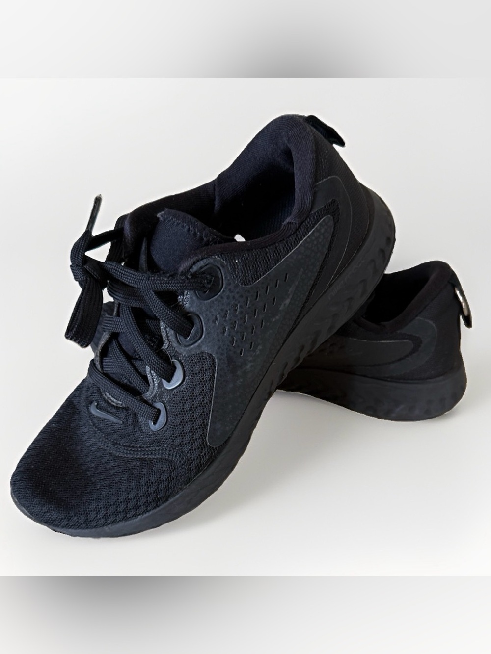 Nike Legend React Black Running Sneakers Women’s 6